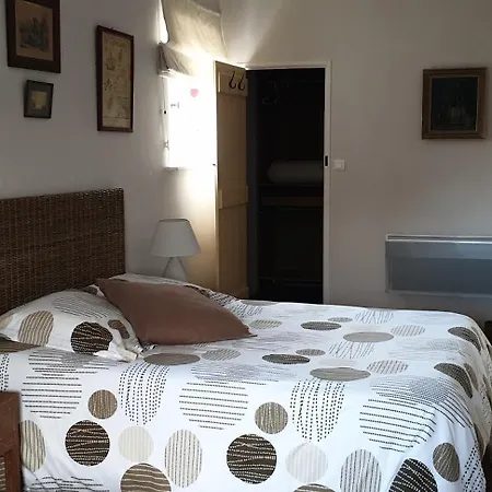 Panzió D'hote 40 M2 Tres Agreable Mirannes