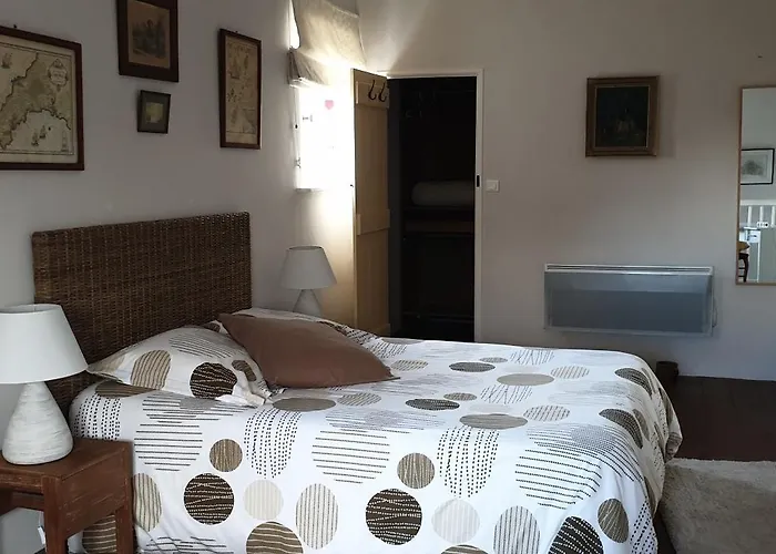 Alojamento de Acomodação e Pequeno-almoço D'hote 40 M2 Tres Agreable Mirannes